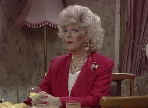 bet lynch corrie.